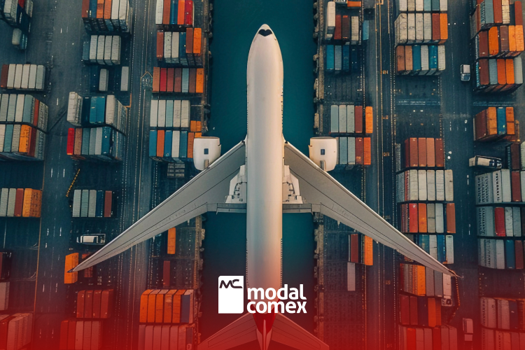 Impactos do conflito no Oriente Médio na logística internacional: armadores mudam rotas, suspendem bookings e aeroportos interrompem operações