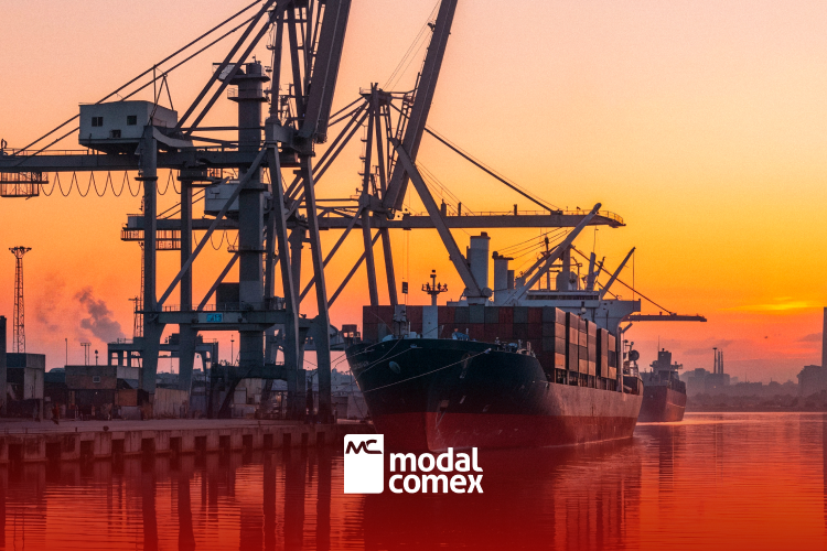 Fechamento do Estreito de Ormuz acende alerta no comércio global e no mercado de petróleo